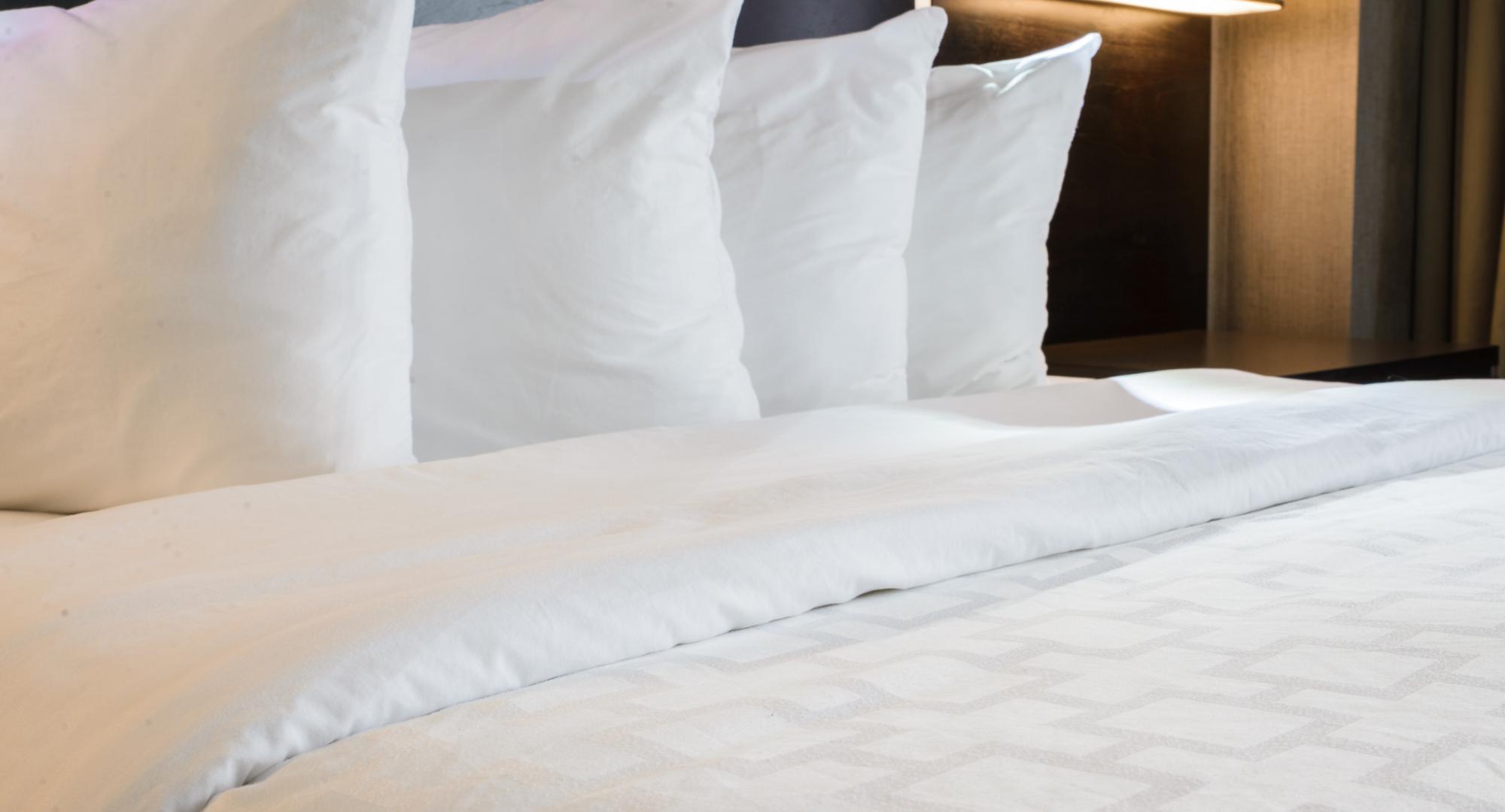 Hotel pillows and bedding