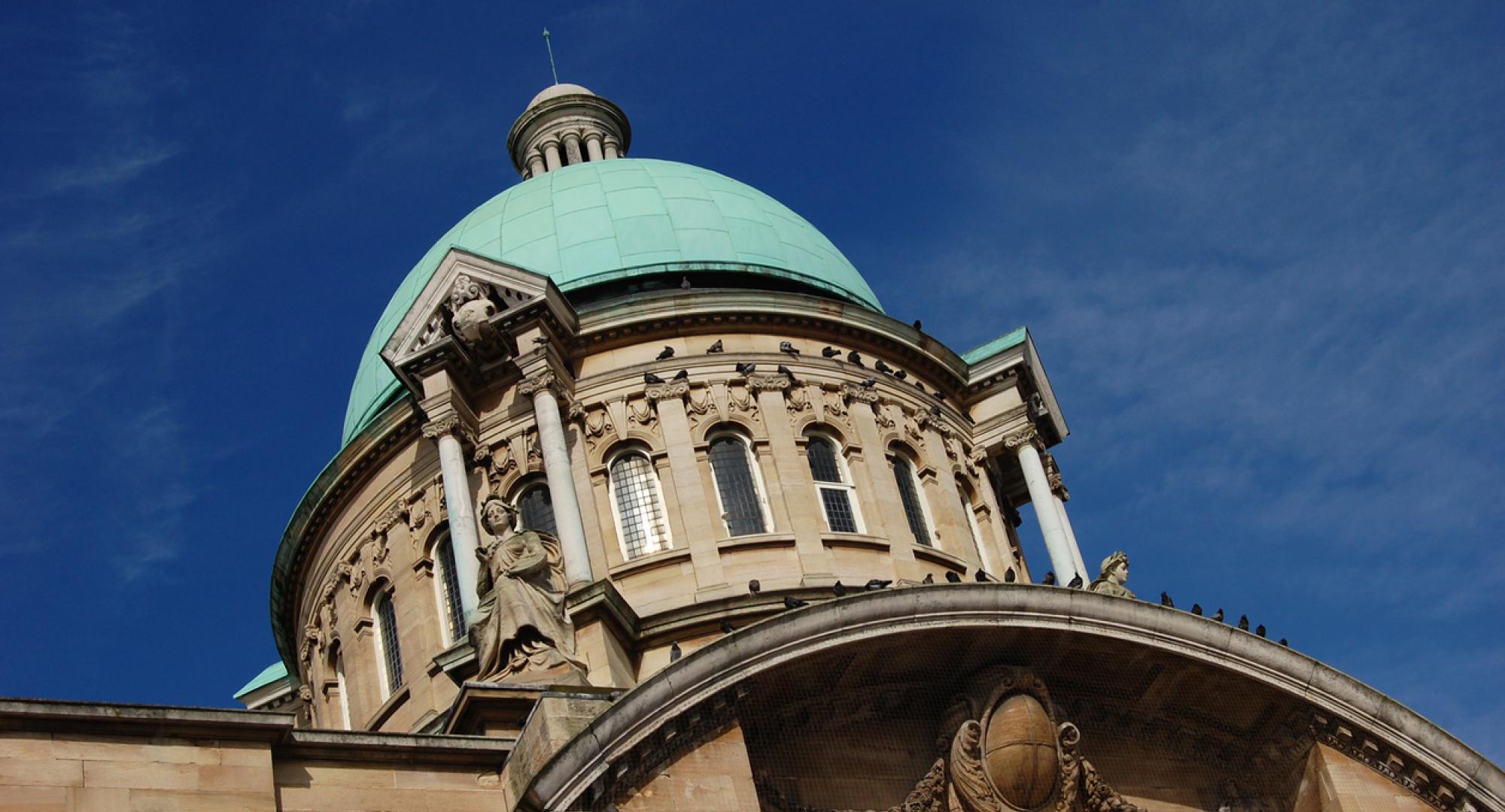 Hull City Hall on a sunny day